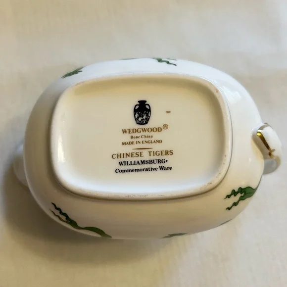 Wedgewood Chinese Tigers Williamsburg Commemorative Ware - Picture 4 of 4